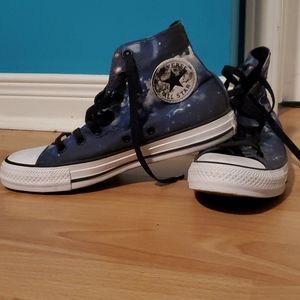 Converse Hightop Size 7 Night sky